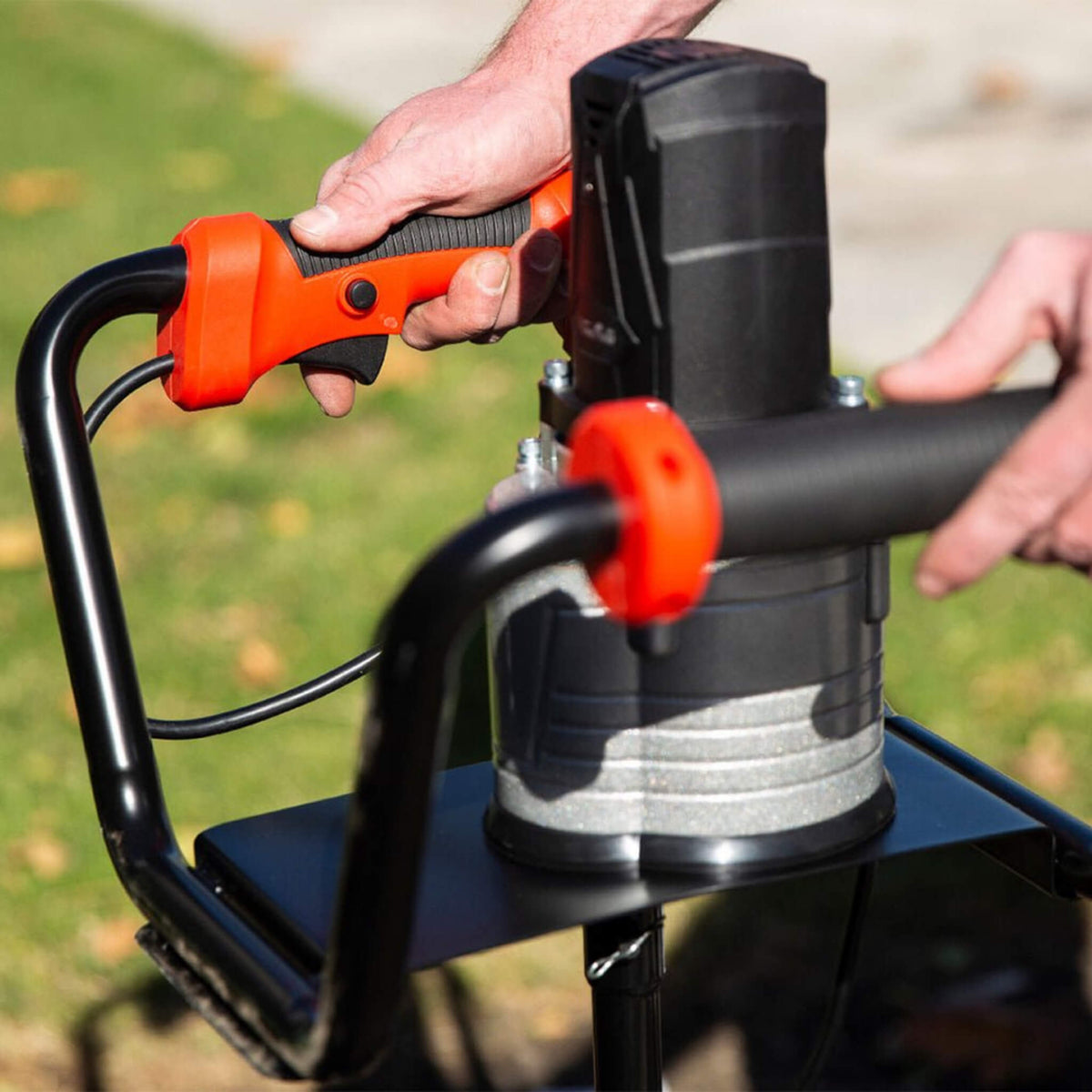 Heavy-Duty 1500W Electric Post Hole Digger Auger With 6-Inch Auger Bit (SAK14785)